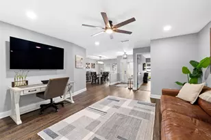 3906 Braun Way, Valrico, FL 33596 - Photo 13