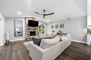 3906 Braun Way, Valrico, FL 33596 - Photo 17