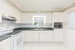 6611 N Clark Ave, Tampa, FL 33614 - Photo 15