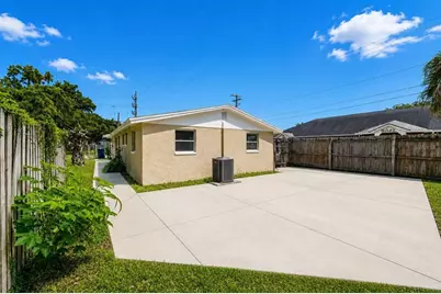 3311 E Chelsea Street, Tampa, FL 33610 - Photo 29