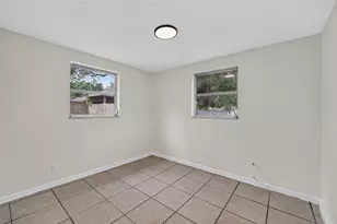 3311 E Chelsea St, Tampa, FL 33610 - Photo 13