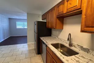 121 E Patterson St, Lakeland, FL 33803 - Photo 5