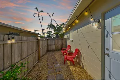 1727 New Hampshire Avenue NE, Saint Petersburg, FL 33703 - Photo 23