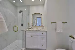 1727 New Hampshire Ave NE, Saint Petersburg, FL 33703 - Photo 17
