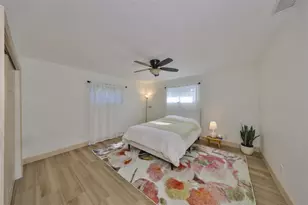 1727 New Hampshire Ave NE, Saint Petersburg, FL 33703 - Photo 15