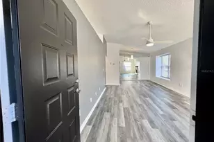 4025 Angel Oak Ct, Tampa, FL 33613 - Photo 5
