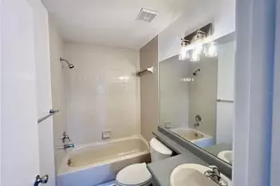 4025 Angel Oak Ct, Tampa, FL 33613 - Photo 19