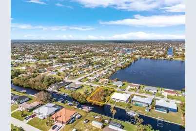 18826 Ashcroft Circle, Port Charlotte, FL 33948 - Photo 13