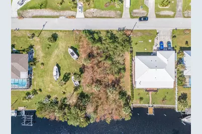18826 Ashcroft Circle, Port Charlotte, FL 33948 - Photo 9
