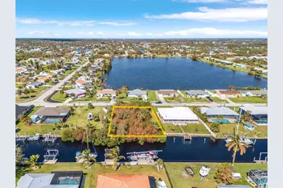 18826 Ashcroft Circle, Port Charlotte, FL 33948 - Photo 3