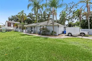 1307 Brantwood Dr, Valrico, FL 33594 - Photo 25