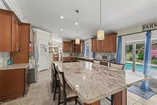 1307 Brantwood Dr, Valrico, FL 33594 - Photo 11