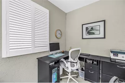 1074 Sanabel Court NE, Saint Petersburg, FL 33702 - Photo 37