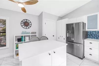 1074 Sanabel Court NE, Saint Petersburg, FL 33702 - Photo 15