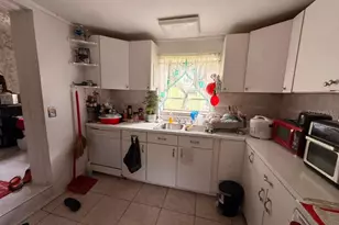 4203 S Trask St, Tampa, FL 33611 - Photo 11
