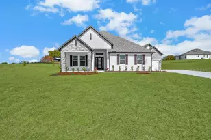 3845 Saddle Hl Trl, Fruitland Park, FL 34731 - Photo 1
