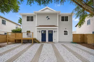 639 6th Ave S, Jacksonville Beach, FL 32250 - Photo 1