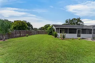 1120 Lakemont Dr, Valrico, FL 33594 - Photo 15