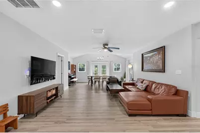 1120 Lakemont Drive, Valrico, FL 33594 - Photo 25