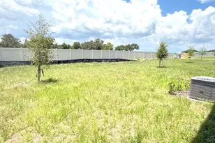 11913 Noble Chase Path, Dade City, FL 33525 - Photo 23