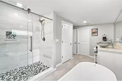 608 Saint Judes Drive, Longboat Key, FL 34228 - Photo 29