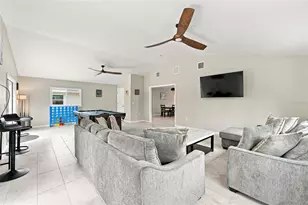 608 St Judes Dr, Longboat Key, FL 34228 - Photo 3