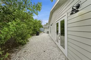 608 St Judes Dr, Longboat Key, FL 34228 - Photo 11