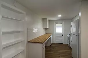 1801 N Taylor Rd, Brandon, FL 33510 - Photo 3