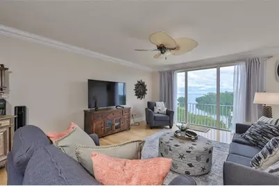 1593 Pinellas Bayway S, Tierra Verde, FL 33715 - Photo 9