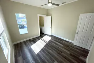 1121 10th Ave S, Saint Petersburg, FL 33705 - Photo 5