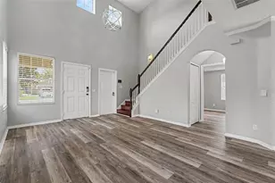 4249 Old Waverly Ct, Wesley Chapel, FL 33543 - Photo 5