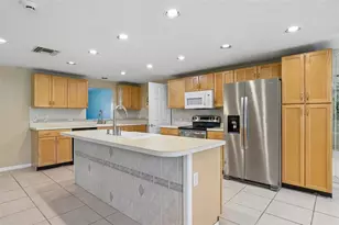 6510 Sunridge Dr, Riverview, FL 33578 - Photo 17