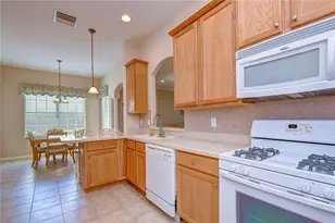 1127 Wrightswynde Ct, Wesley Chapel, FL 33543 - Photo 15