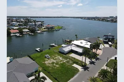 11125 4th St E, Treasure Island, FL 33706 - Photo 31