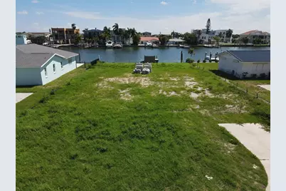 11125 4th St E, Treasure Island, FL 33706 - Photo 41