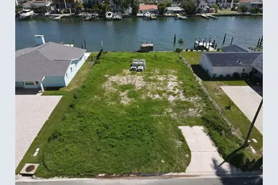 11125 4th St E, Treasure Island, FL 33706 - Photo 21