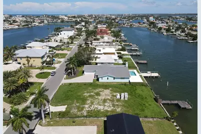 11125 4th St E, Treasure Island, FL 33706 - Photo 35