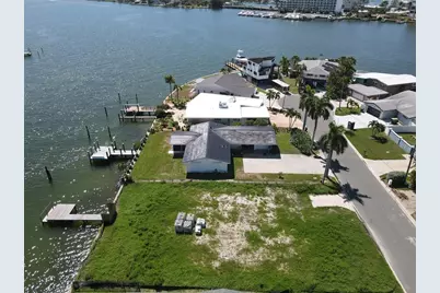 11125 4th St E, Treasure Island, FL 33706 - Photo 29