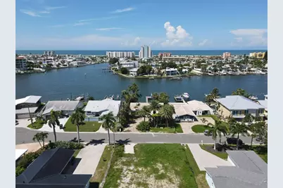11125 4th St E, Treasure Island, FL 33706 - Photo 5