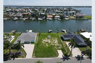 11125 4th St E, Treasure Island, FL 33706 - Photo 31