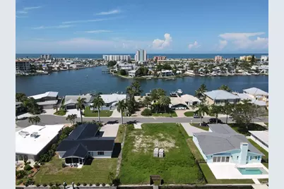 11125 4th St E, Treasure Island, FL 33706 - Photo 23