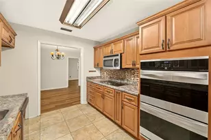 303 St Augustine Ave, Temple Terrace, FL 33617 - Photo 15