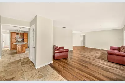 303 Saint Augustine Avenue, Temple Terrace, FL 33617 - Photo 3