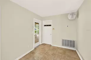 303 St Augustine Ave, Temple Terrace, FL 33617 - Photo 9