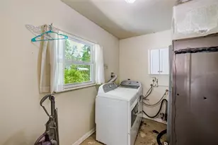 303 St Augustine Ave, Temple Terrace, FL 33617 - Photo 31