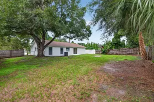 9001 Arndale Cir, Tampa, FL 33615 - Photo 33