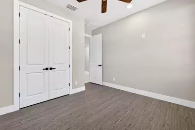 284 Roosevelt Avenue, Masaryktown, FL 34604 - Photo 29