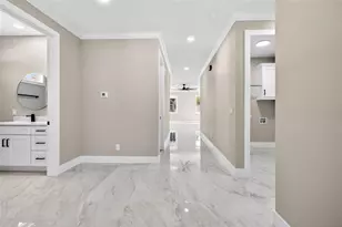284 Roosevelt Ave, Masaryktown, FL 34604 - Photo 7