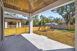 284 Roosevelt Ave, Masaryktown, FL 34604 - Photo 57