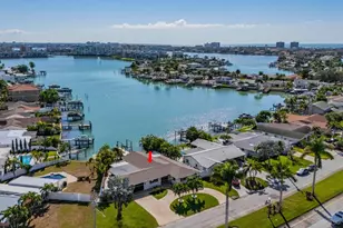 1028 79th St S, Saint Petersburg, FL 33707 - Photo 65